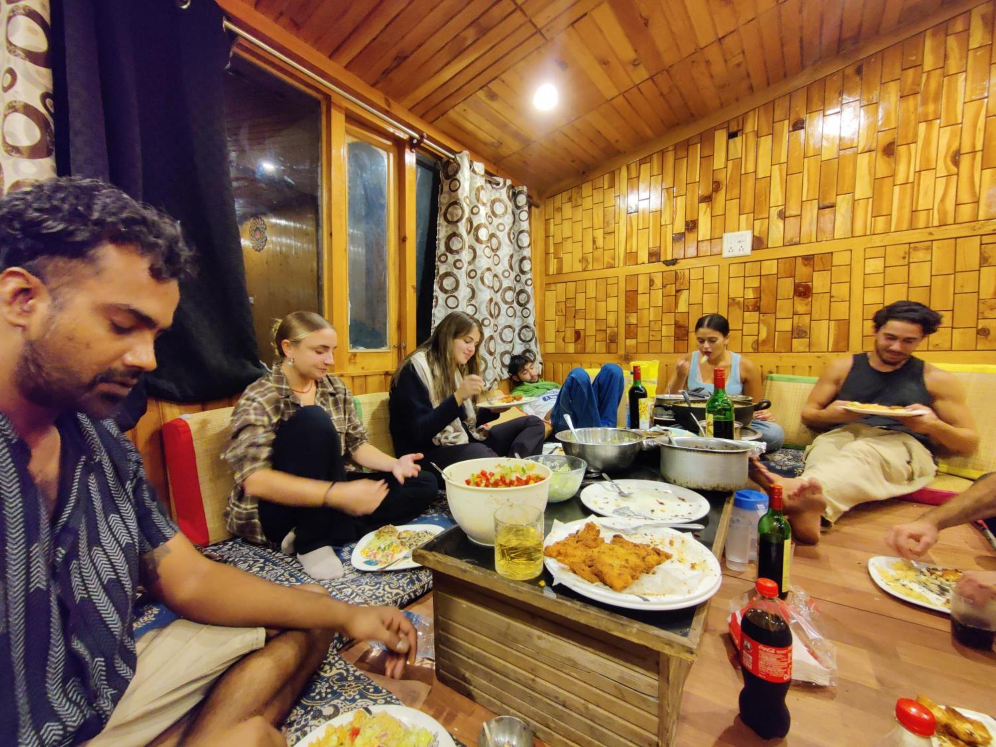 Hotel Flipsyde Retreat Kasol Exterior foto