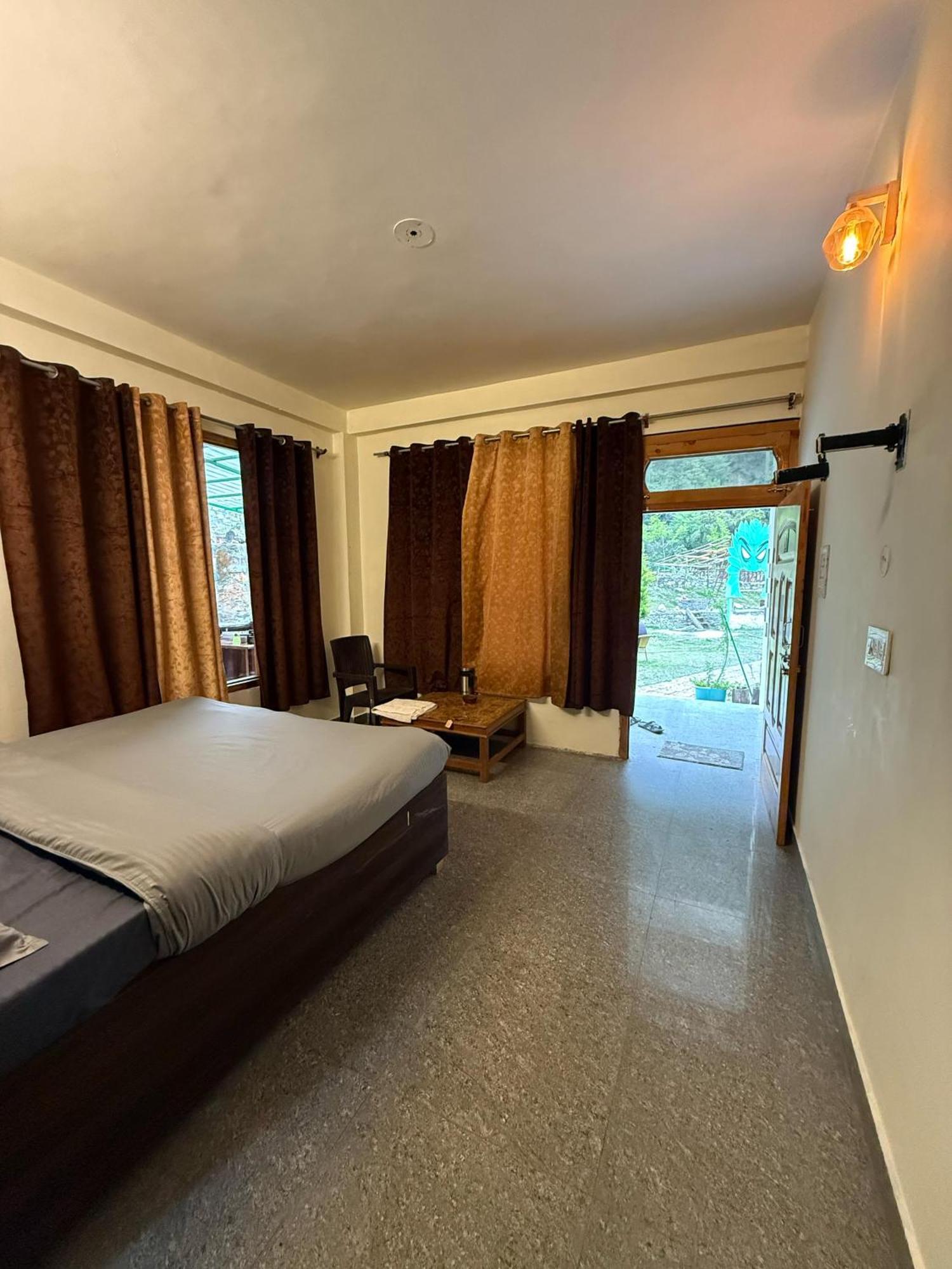 Hotel Flipsyde Retreat Kasol Exterior foto